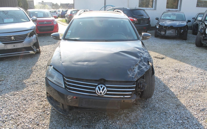 Volkswagen Passat cena 14900 przebieg: 268842, rok produkcji 2011 z Lubomierz małe 67